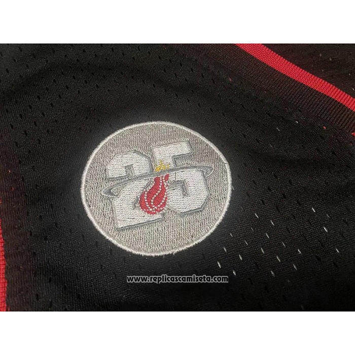 Camiseta Miami Heat Dwyane Wade #3 Mitchell & Ness 2012-13 Autentico Negro